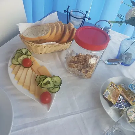 Arsvivendi 2 Bed and Breakfast Τρογκίρ